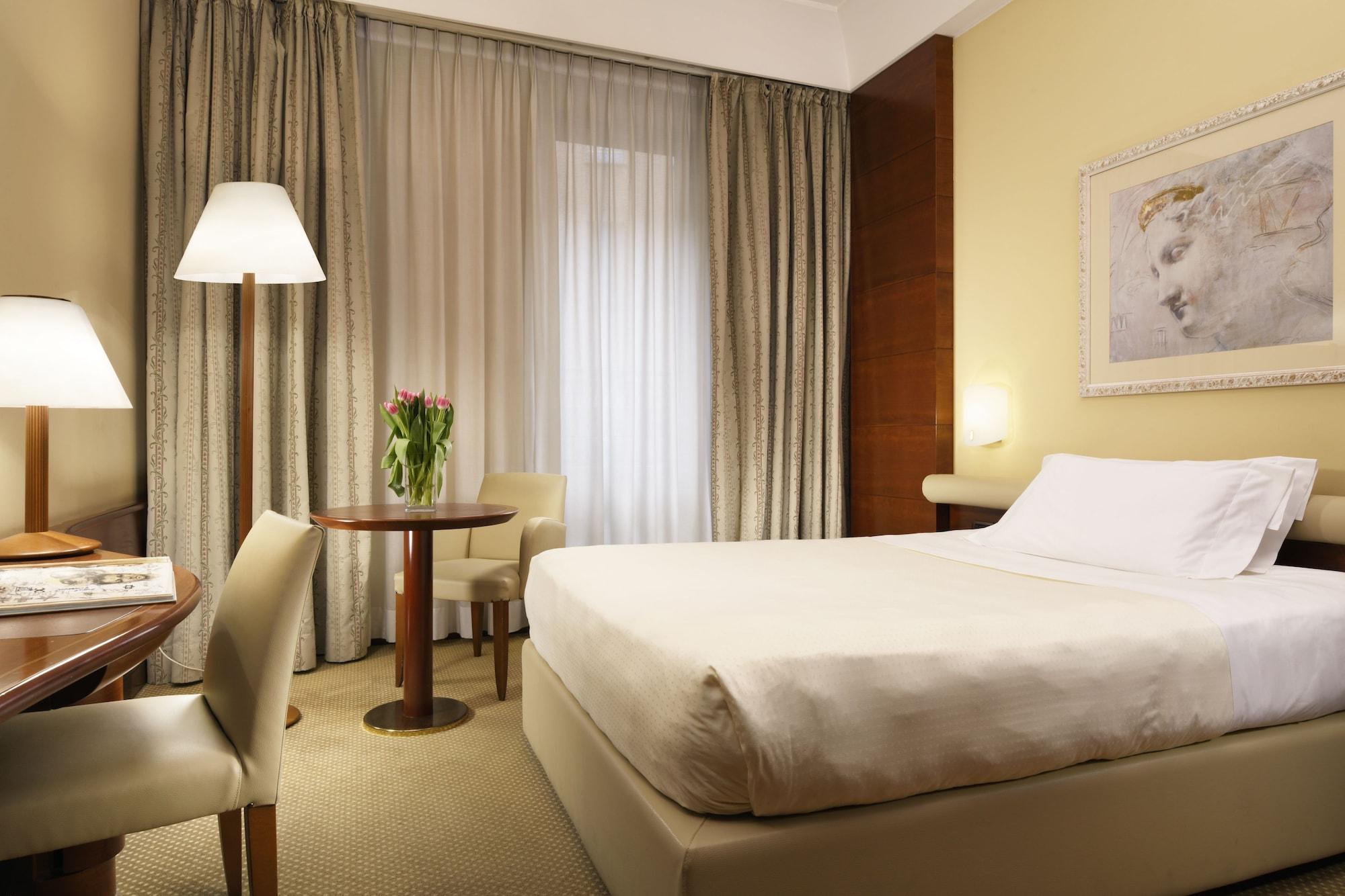 Hotel Cusani 4*